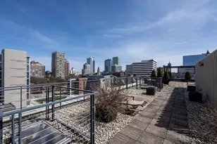 270 E Highland Ave, Milwaukee, WI 53202 - Photo 30