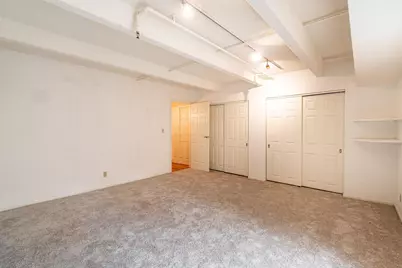 270 E Highland Ave #916, Milwaukee, WI 53202 - Photo 24