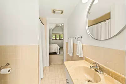 2629 N 67th St, Wauwatosa, WI 53213 - Photo 28