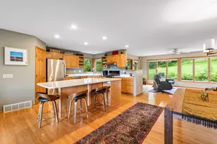 39109 Karen Ct, Homer, MN 55987 - Photo 8