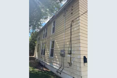 926  Walnut St, Racine, WI 53403 - Photo 2