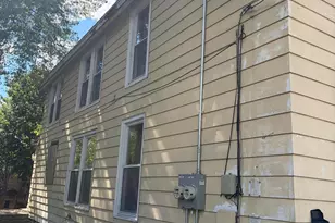 926 Walnut St, Racine, WI 53403 - Photo 2