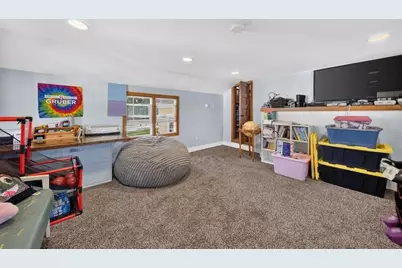2420  Erie Ave, Sheboygan, WI 53081 - Photo 22