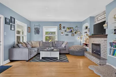2420  Erie Ave, Sheboygan, WI 53081 - Photo 6