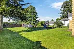 2420 Erie Ave, Sheboygan, WI 53081 - Photo 30