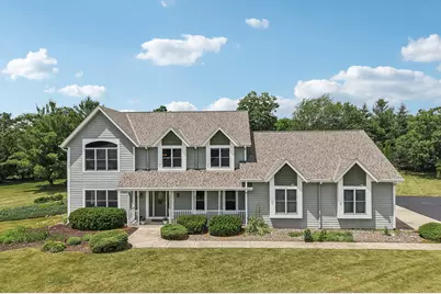 S94W31694  Gena Dr, Mukwonago, WI 53149 - Photo 2