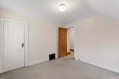 18905 W Linnie Lac Pl, New Berlin, WI 53146 - Photo 24