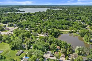 18905 W Linnie Lac Pl, New Berlin, WI 53146 - Photo 38
