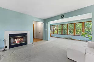 18905 W Linnie Lac Pl, New Berlin, WI 53146 - Photo 6