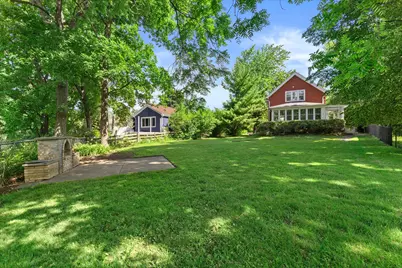 18905 W Linnie Lac Pl, New Berlin, WI 53146 - Photo 28