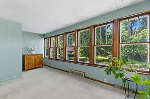 18905 W Linnie Lac Pl, New Berlin, WI 53146 - Photo 6