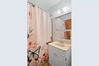 8456  17th Ave, Kenosha, WI 53143 - Photo 12