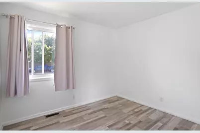 8456  17th Ave, Kenosha, WI 53143 - Photo 14