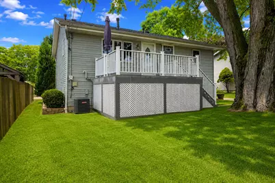 1551 W Goldcrest Ave, Milwaukee, WI 53221 - Photo 22