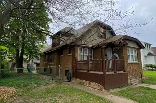 4609 N 37th St, Milwaukee, WI 53209 - Photo 2