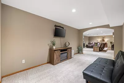1446  Mulberry St, Hartford, WI 53027 - Photo 20
