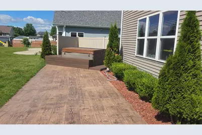 1433  Isabel Ln, Burlington, WI 53105 - Photo 4