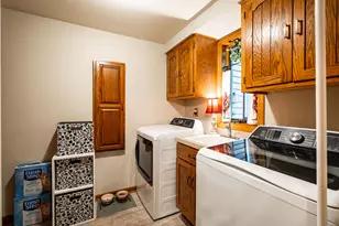 3278 S Acredale Ct, New Berlin, WI 53151 - Photo 14