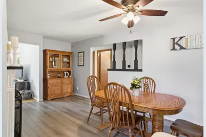 11610 W Sunnybrook Rd, Franklin, WI 53132 - Photo 8