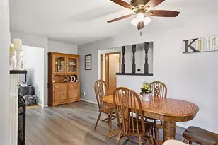 11610 W Sunnybrook Rd, Franklin, WI 53132 - Photo 8