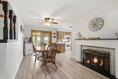 11610  Sunnybrook Rd, Franklin, WI 53132 - Photo 6