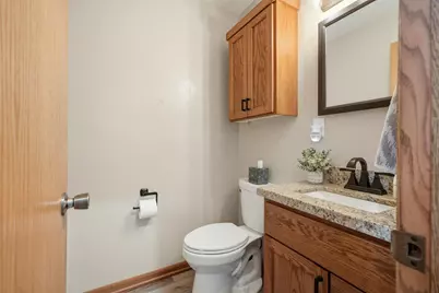 11610  Sunnybrook Rd, Franklin, WI 53132 - Photo 18