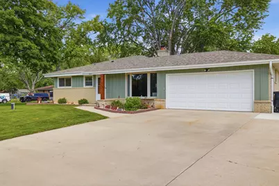 11610  Sunnybrook Rd, Franklin, WI 53132 - Photo 34