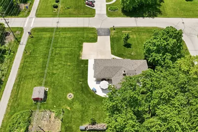 11610  Sunnybrook Rd, Franklin, WI 53132 - Photo 32