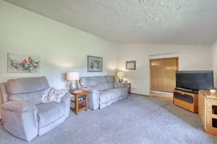 S43W36805 Laak Ln, Ottawa, WI 53118 - Photo 4