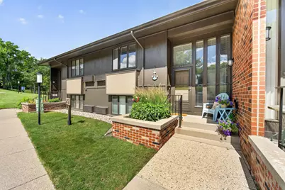 33  Lausanne Ct #33-06, Geneva, WI 53147 - Photo 16