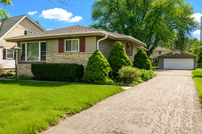 5522 N Mohawk Ave, Glendale, WI 53217 - Photo 16