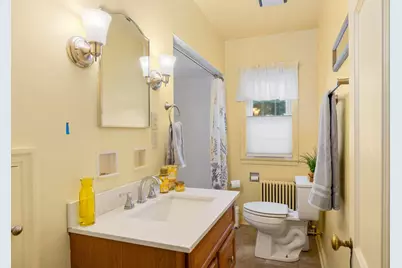 637  23rd St, La Crosse, WI 54601 - Photo 12