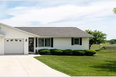 917  Rose St, Cashton, WI 54619 - Photo 1