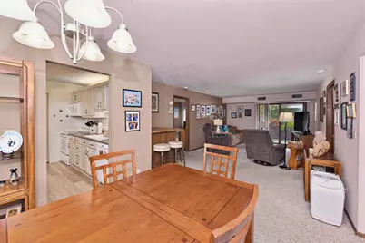2101 W Good Hope Rd #111, Glendale, WI 53209 - Photo 10