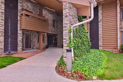 2101 W Good Hope Rd #111, Glendale, WI 53209 - Photo 4