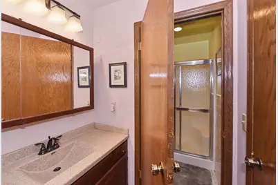 2101 W Good Hope Rd #111, Glendale, WI 53209 - Photo 20