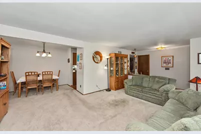 W245S7345  Heather Ridge Dr, Vernon, WI 53189 - Photo 8