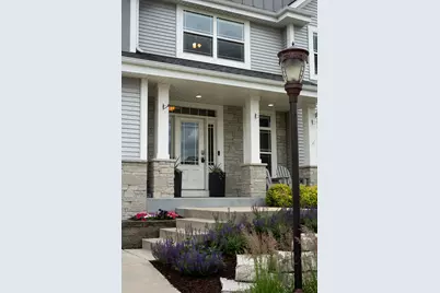 2001  Coldwater Creek Dr, Waukesha, WI 53188 - Photo 6