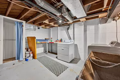 9020 W Vincent Pl, West Allis, WI 53214 - Photo 28
