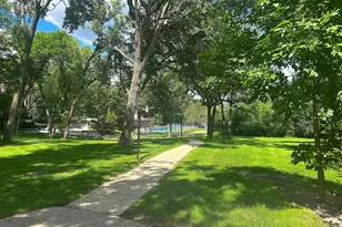 880 Windsor Dr, Fontana, WI 53125 - Photo 30