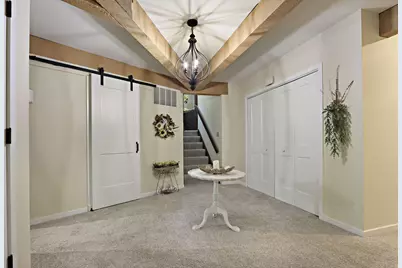880  Windsor Dr #J3, Fontana, WI 53125 - Photo 8