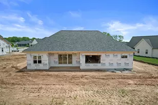 W253N5539 Cres Hl Dr, Sussex, WI 53089 - Photo 20