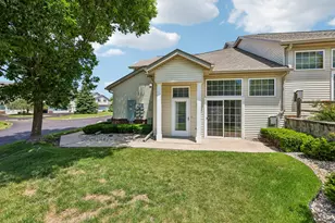 2428 Fox River Pkwy, Waukesha, WI 53189 - Photo 30