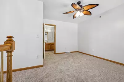 2428  Fox River Pkwy #Unit L, Waukesha, WI 53189 - Photo 18