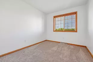 2428 Fox River Pkwy, Waukesha, WI 53189 - Photo 26