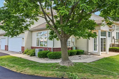 2428  Fox River Pkwy #Unit L, Waukesha, WI 53189 - Photo 32