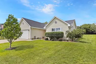 1100 E Keri Ln, Oak Creek, WI 53154 - Photo 2