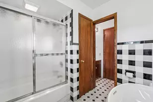 4541 S Clearwater Pl, New Berlin, WI 53151 - Photo 16
