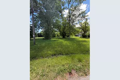 4241  Goleys Ln, Racine, WI 53404 - Photo 1