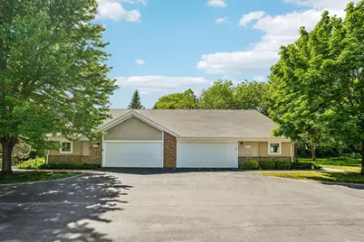 7017 W Hummingbird Ct, Milwaukee, WI 53223 - Photo 34